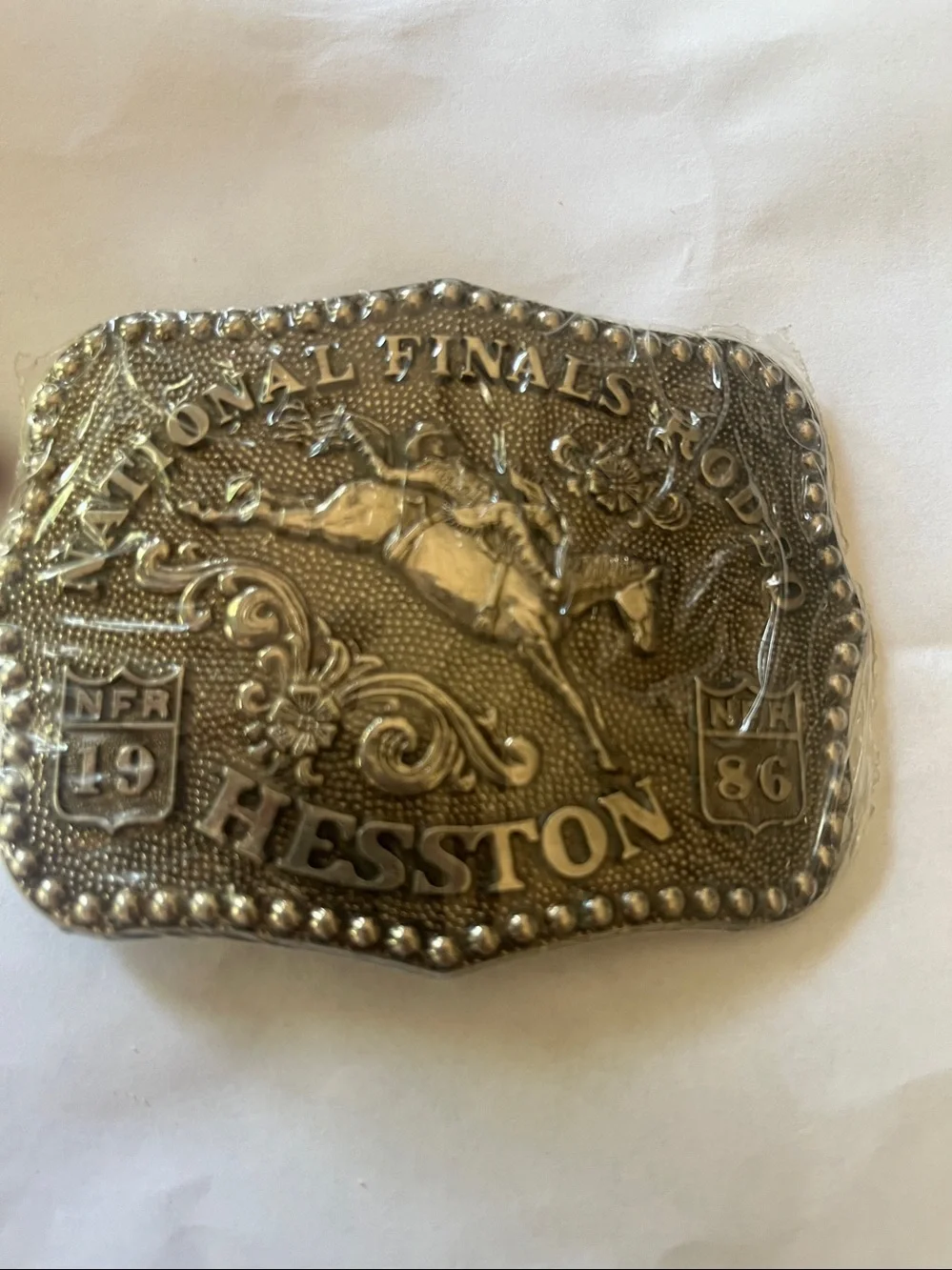 New in Wrap Hesston 1986 Buckle